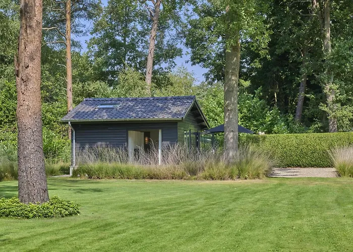 Semesterbostad Quercus